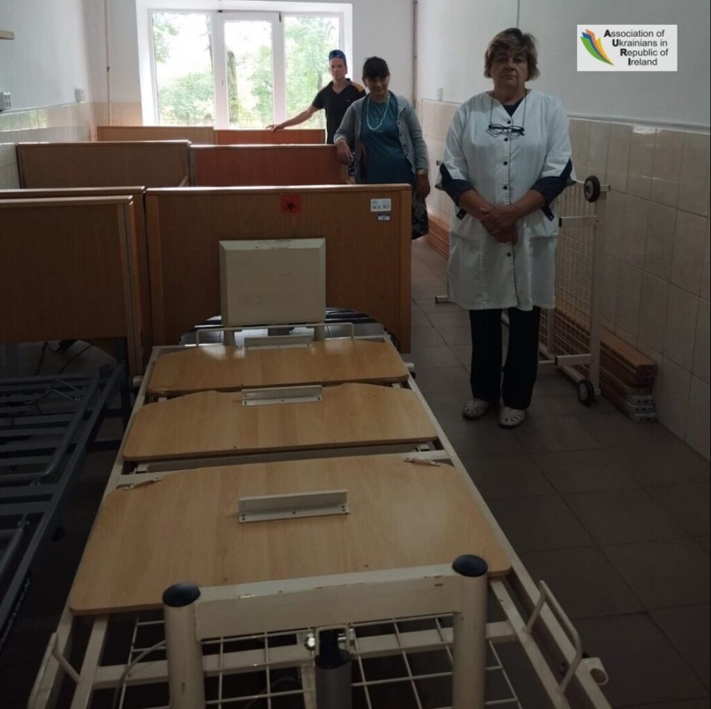 Ліжка медичні, кушетки, матраци