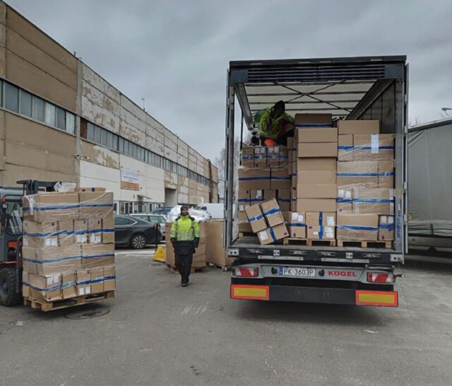 Очікуємо вантаж на основному складі в Україні.