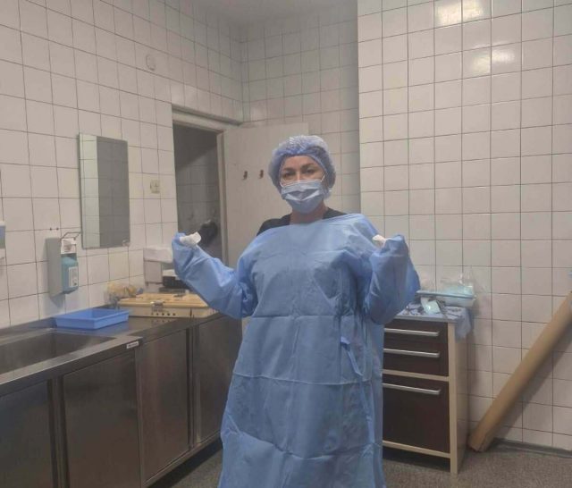 2880 стерильних хірургічних халатів для операційних